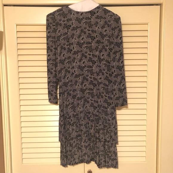 Maggy London Dresses & Skirts - Maggie London black & white dress